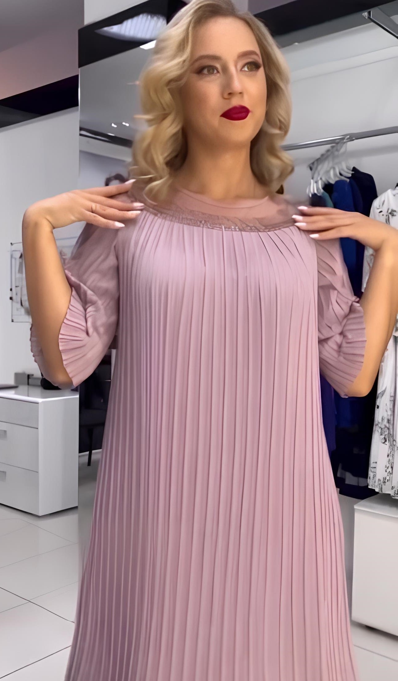 Britt™ | Elegantes Kleid